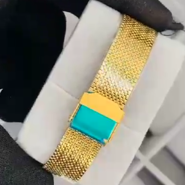 casio e 4 Casio Water Resistant Wristwatch with Date