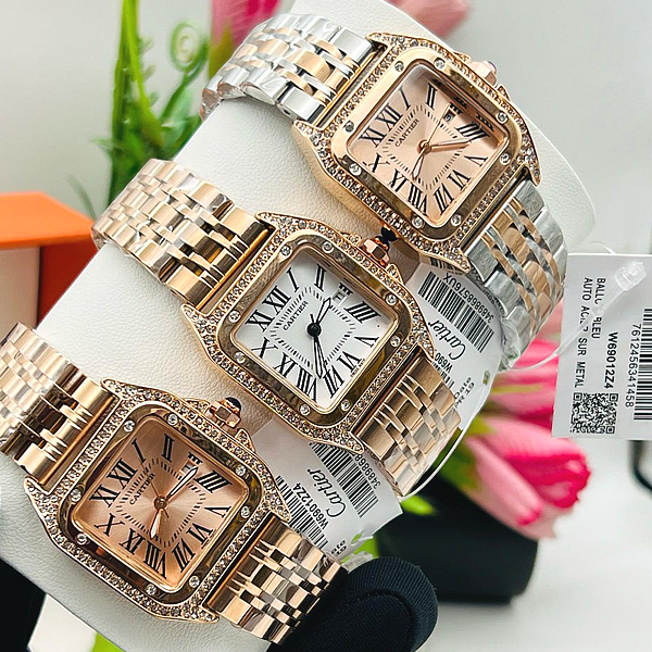 Cartier women a Cartier Ladies Chain Wristwatch